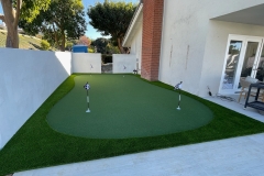 Backyard-Putting-Green-Installation-Newport-Beach