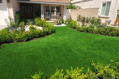 Front-Yard-Fake-Grass-Installation-in-Huntington-Beach