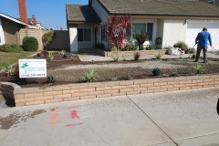 Front-Yard-Synthetic-Lawn-Installation-Huntington-Beach-Before-1