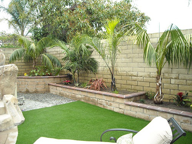 Backyard Artificial Grass Installation